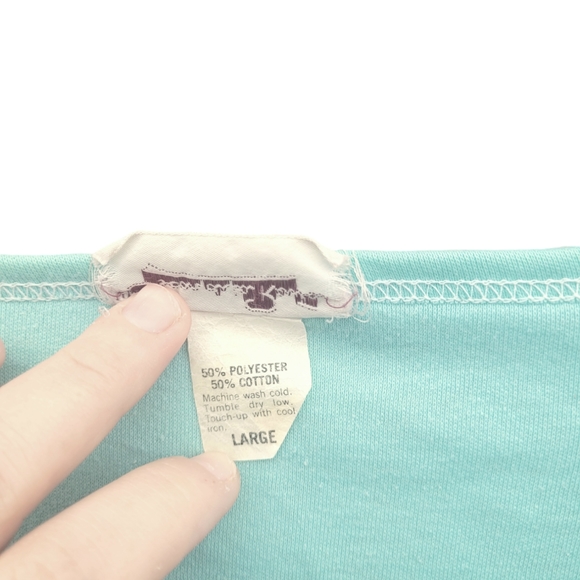 Vintage Oscar De La Renta Women's V-neck Tee - Picture 3 of 5